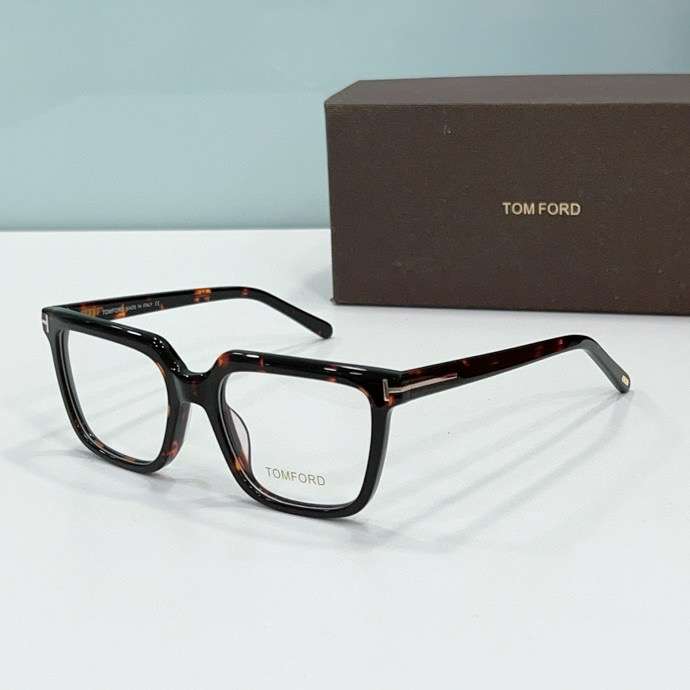 Picture of Tom Ford Optical Glasses _SKUfw55407211fw